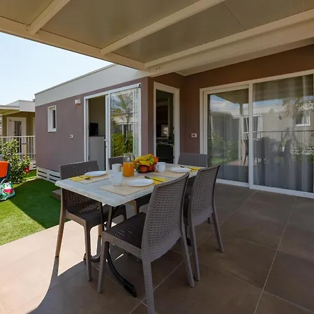 Le Palme & Village 3*