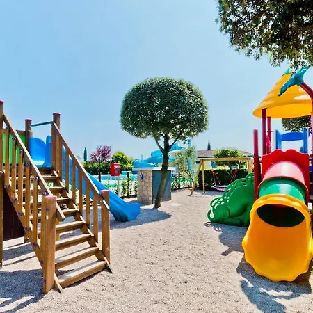 Le Palme & Village Kemping 3*