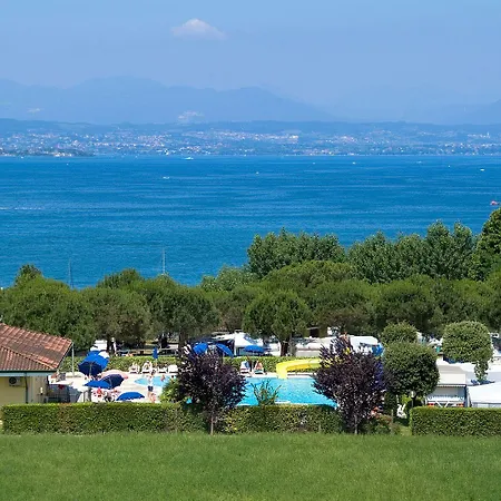 Le Palme & Village Kemping