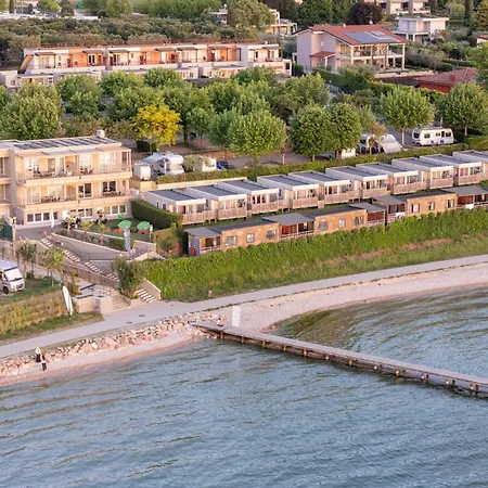 Camping Club Del Sole Le Palme Family Collection 3*