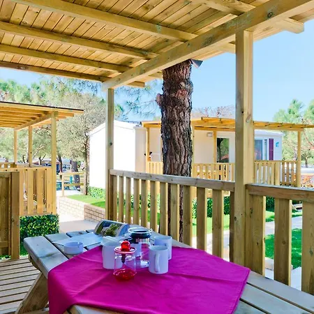 Le Palme & Village אתר קמפינג