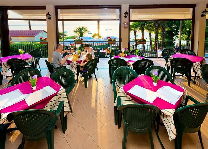 Kemping Club Del Sole Le Palme Lazise Family Collection Lazise