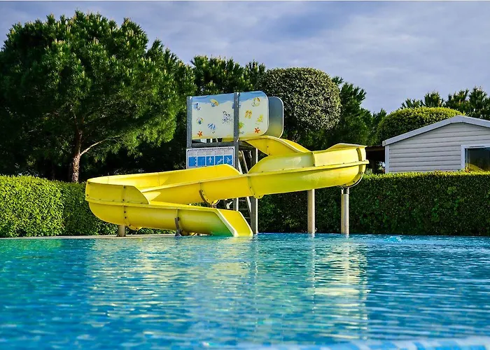 Club Del Sole Le Palme Lazise Family Collection