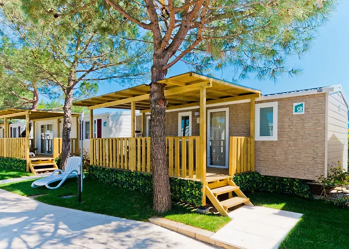 Club Del Sole Le Palme Lazise Family Collection